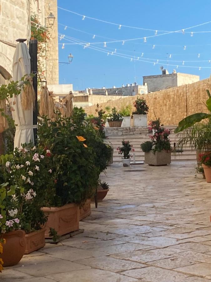 ג'ובינאצו Il Saraceno Apartment מראה חיצוני תמונה